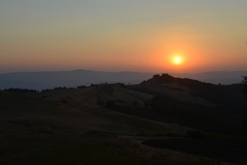 Fototapeta na wymiar sunset pianella zone benevento