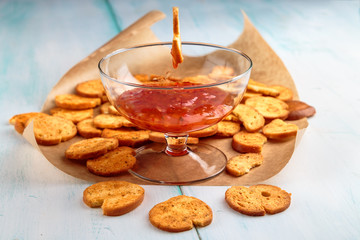 croutons with sweet-sour sauce  