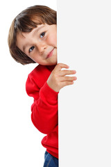 Kind kleiner Junge Werbung Marketing Schild leer Hochformat Textfreiraum Copyspace Freisteller
