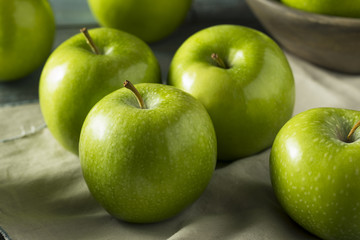 Raw Green Organic Granny Smith Apples