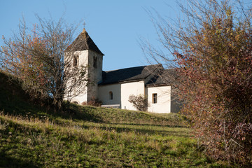 Fototapeta na wymiar St. Remigius Kirche in Falera (Graubünden)