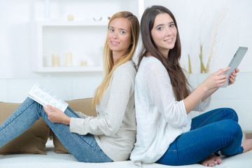 girl studing with her friend