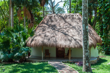 Fototapeta na wymiar Traditional Mayan House, Chichen Itza, Yucatan, Mexico