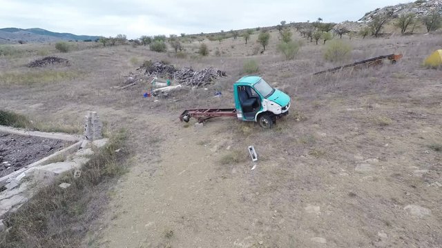 Camion viejo abandonado