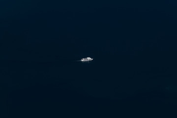 Bird eye view of a boat on hallstatt lake