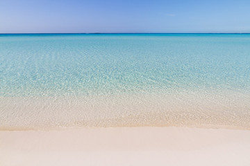 Fototapeta na wymiar Playa Paraiso, tropical beach in Cayo Largo island, Cuba.