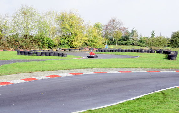 divertissement sur un circuit de karting 
