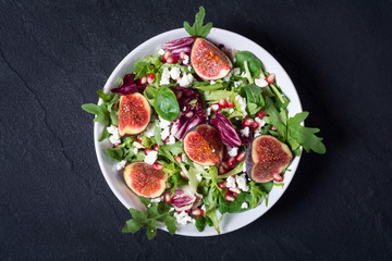 Autumn salad with arugula