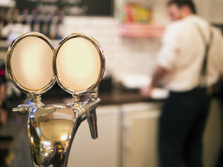 Beer bar, barman, pub