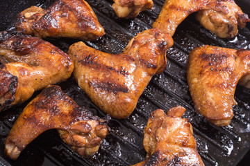 Grilled chicken wings