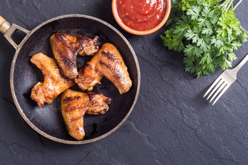 Grilled chicken wings