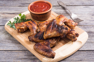 Grilled chicken wings