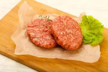 Raw cutlet