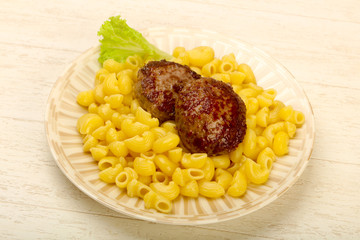 Pasta with cutlet