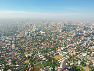 Fototapeta premium Bangkok downtown city skyline day time with green garden and modern building