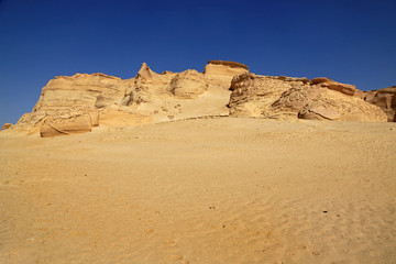 Fototapeta premium wunderschöne Berge in der Wüste von Ägypten