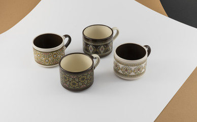 tazas etnicas y colores