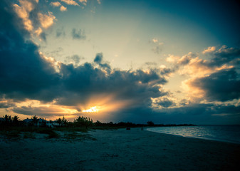 Fototapeta na wymiar Sunset Grace bay beach 