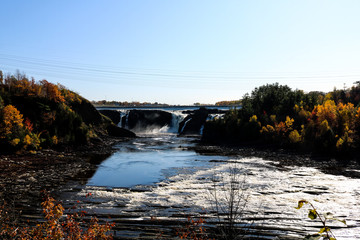 Chute L&eacute;vis