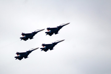 Fighters in the sky, the flight of the aircraft, a beautiful Airshow