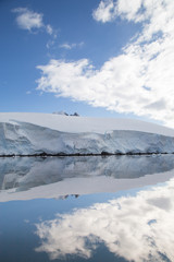 Fototapeta na wymiar Antarctic Landscape.