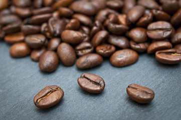 ganze Kaffeebohnen 