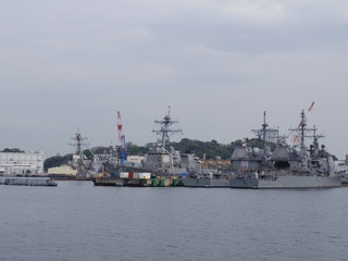 Fototapeta premium 横須賀の軍艦