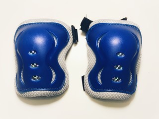 blue knee protector for kid