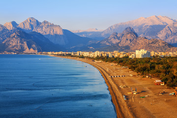 Naklejka premium Plaża piaszczysta Antalya, Konyaalti, Turcja