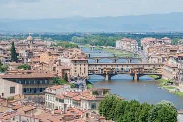 Fototapeta na wymiar The Ponte Vecchio (Old Bridge) in Florence, Italy.
