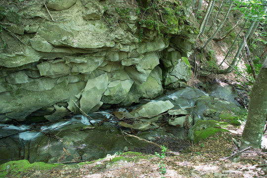 Cascata, valle della Volpara, Umito, estate 