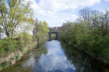 Fototapeta na wymiar Karl-Heine-Kanal in Leipzig II