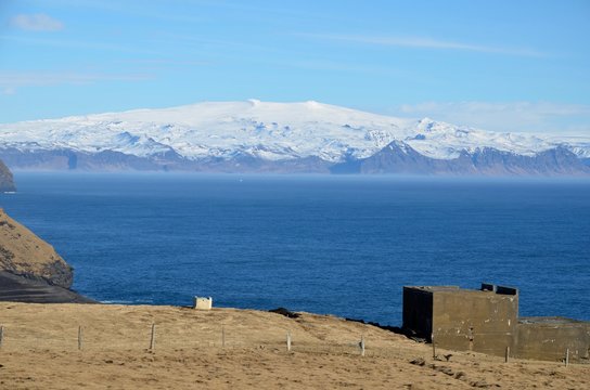 アイスランド　ウエストマン諸島　ヘイマイエイ島　スルスエイ島　世界遺産　火山　氷河　冬 Iceland Island Winter Vestmannaeyjar Islands Heimaey World Heritage Volcano Glacier Winter