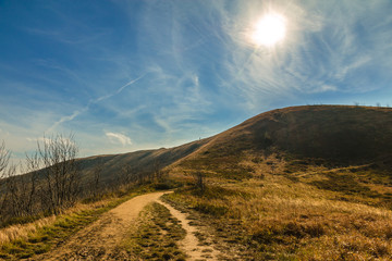 Słońce nad górami