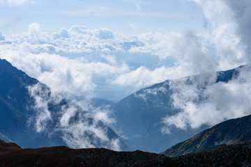 Obraz premium Tatra mountain peak view in Slovakia in sunny day
