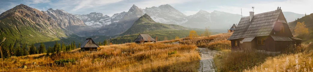 Papier Peint photo Lavable Panoramique Hala Gąsienicowa w Tatrach, pora roku - jesień
