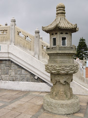 Statue temple