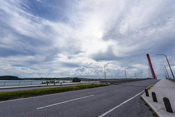 Fototapeta na wymiar 沖縄の海中道路