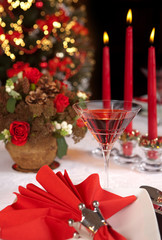 Red christmas table 2