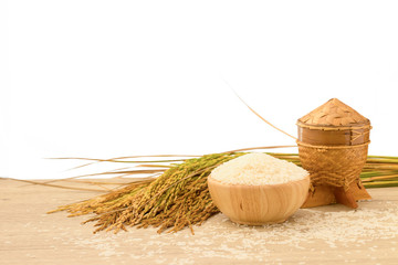 Close up Thai jasmine rice in bowl on wooden table