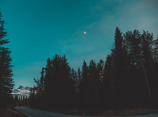 Fototapeta na wymiar Banff at Night