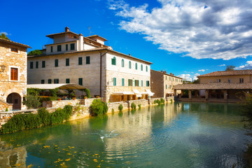 Fototapeta na wymiar Old thermal baths in the medieval village Bagno Vignoni, Tuscany, Italy