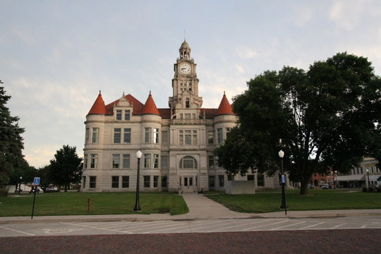 Dallas County Iowa Courthouse