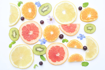 Fototapeta na wymiar cut fruit