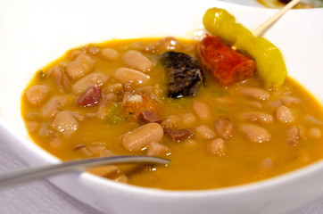 white beans stewed guiso de judias blancas