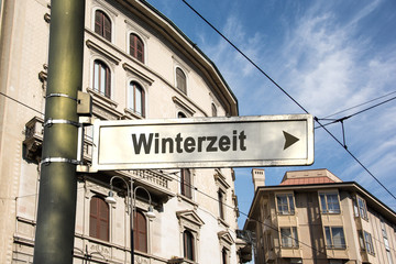 Schild 242 - Winterzeit