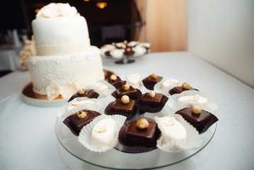 design festive desserts and cakes for the holidays