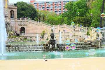 Bubbles and Fountain