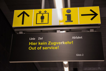 Schild Hier kein Zugverkehr, in Berlin