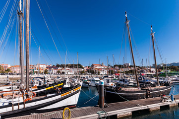 Setúbal – alter Fischerhafen; Portugal - obrazy, fototapety, plakaty